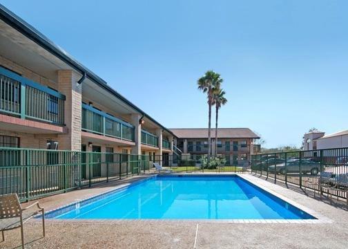 Econo Lodge At Nasa 韦伯斯特 外观 照片
